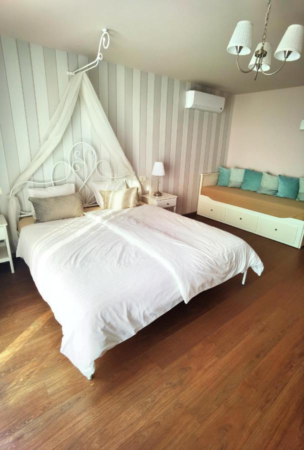 מאלינסקה Guesthouse Olei מראה חיצוני תמונה