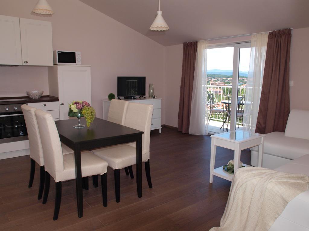 מאלינסקה Guesthouse Olei מראה חיצוני תמונה