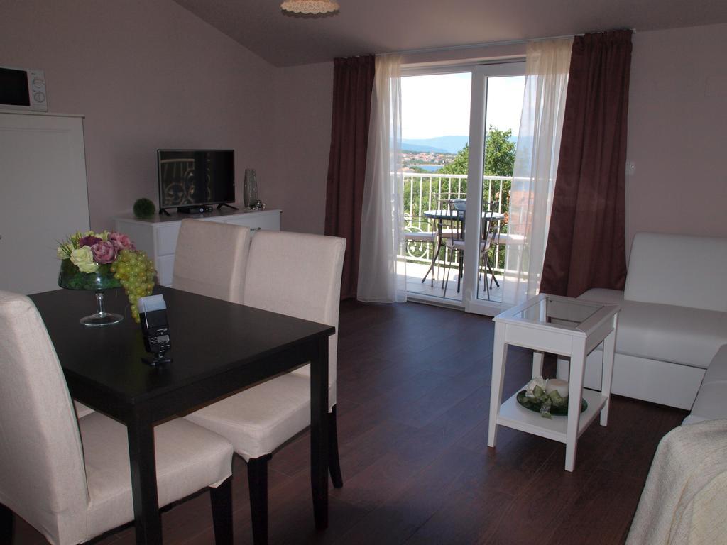 מאלינסקה Guesthouse Olei מראה חיצוני תמונה