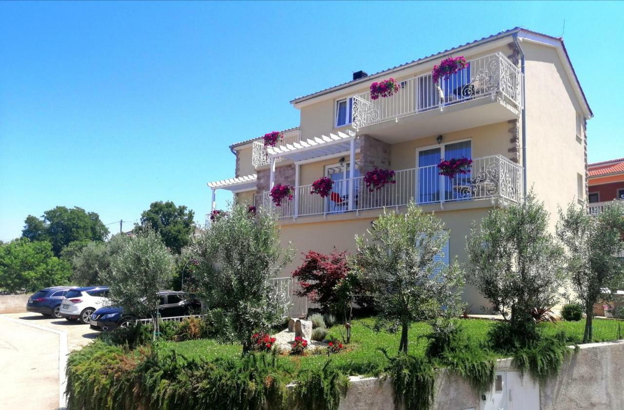 מאלינסקה Guesthouse Olei מראה חיצוני תמונה