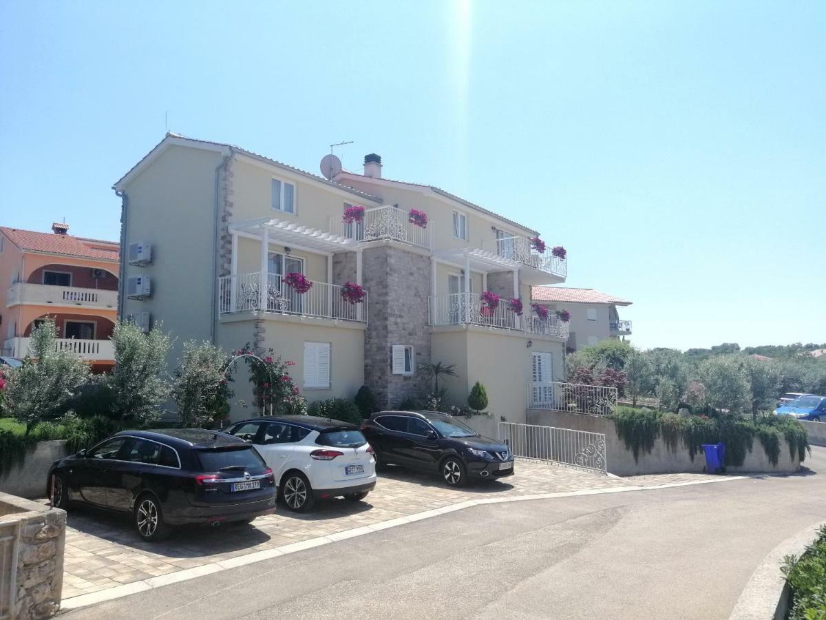 מאלינסקה Guesthouse Olei מראה חיצוני תמונה